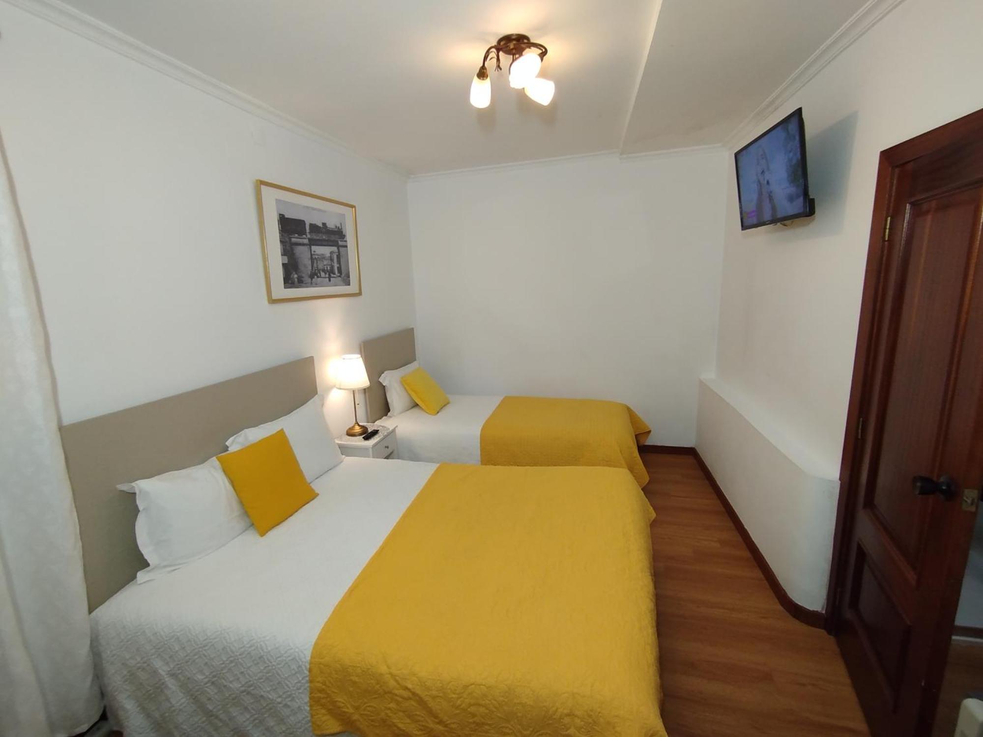 Al - Casa 42 Otel Monção Dış mekan fotoğraf