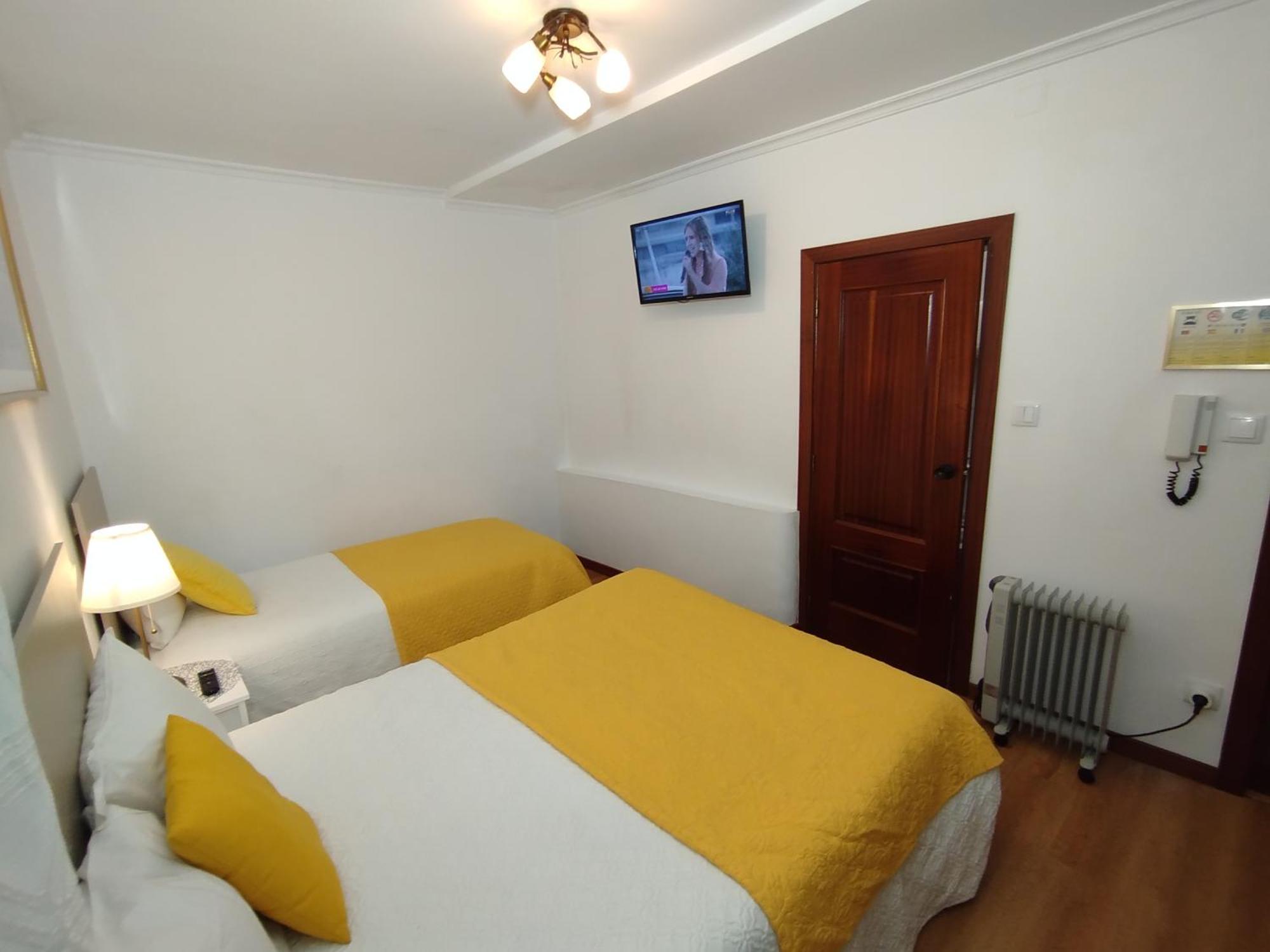 Al - Casa 42 Otel Monção Dış mekan fotoğraf
